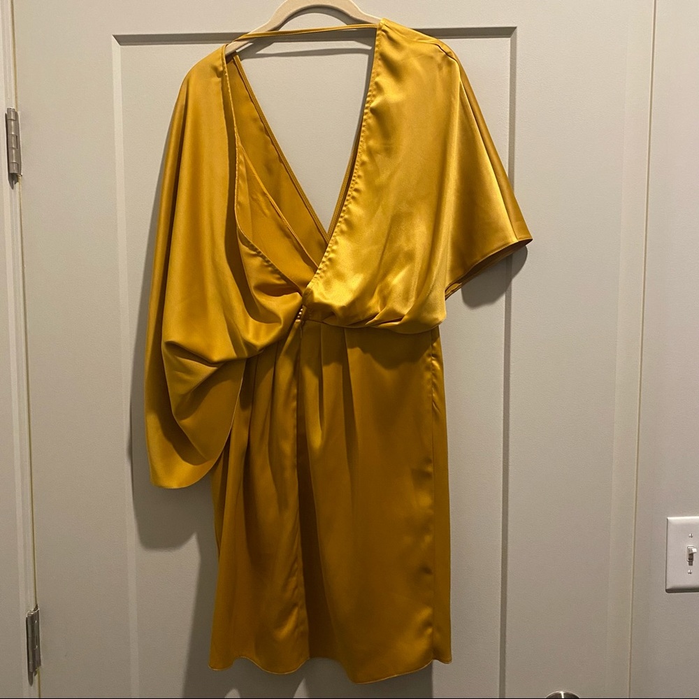 Backless ASOS dress - Picture 3 of 4